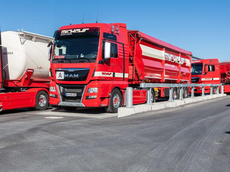 2015 LKW auf Waage