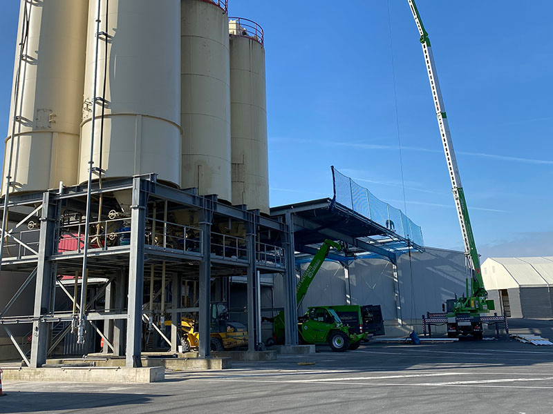 2020 Überdachung Lagerflächen Spedition Hochsilolager Kran