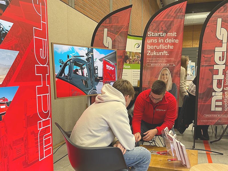 2023 BIT Montabaur Auszubildende Beratung Berufskraftfahrer Speditionskaufmann Speditionskauffrau