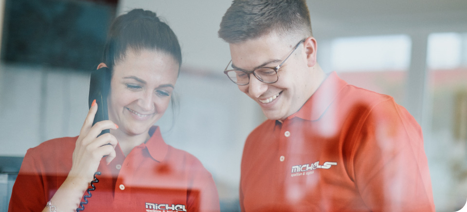 Mitarbeiter Büro Spedition Disponent