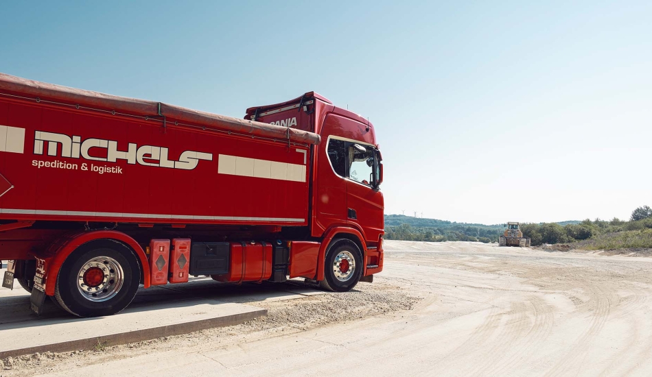 Kipphängertranporte Spedition Karl Michels - Slider 3