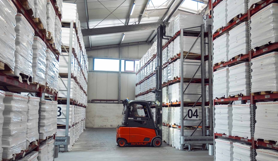 Lagerlogistik - Karl Michels GmbH & Co. KG - Slider 1