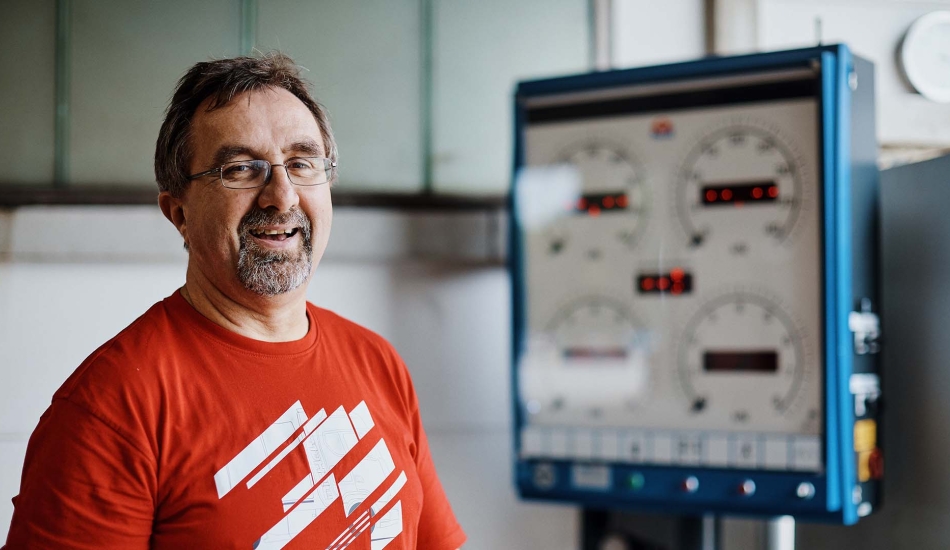 Werkstatt Spedition LKW KFZ-Schlosser Nutzfahrzeuge